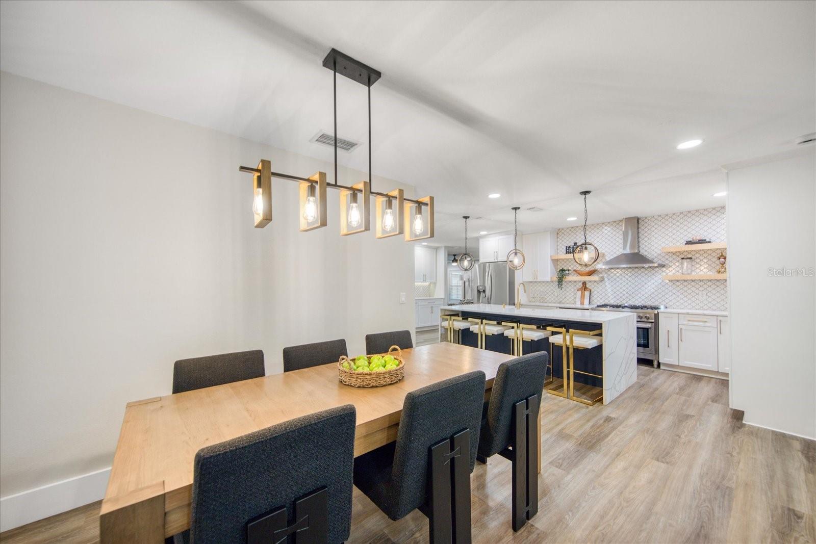 804 S WEST SHORE BLVD