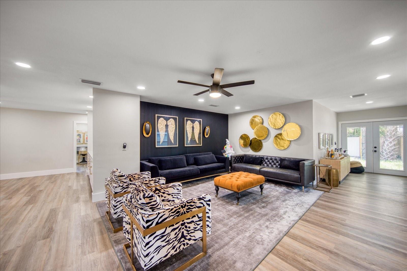 804 S WEST SHORE BLVD