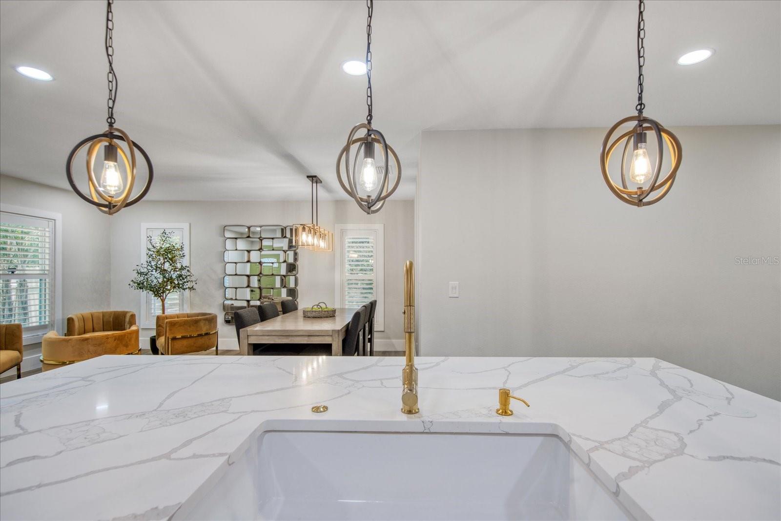 804 S WEST SHORE BLVD