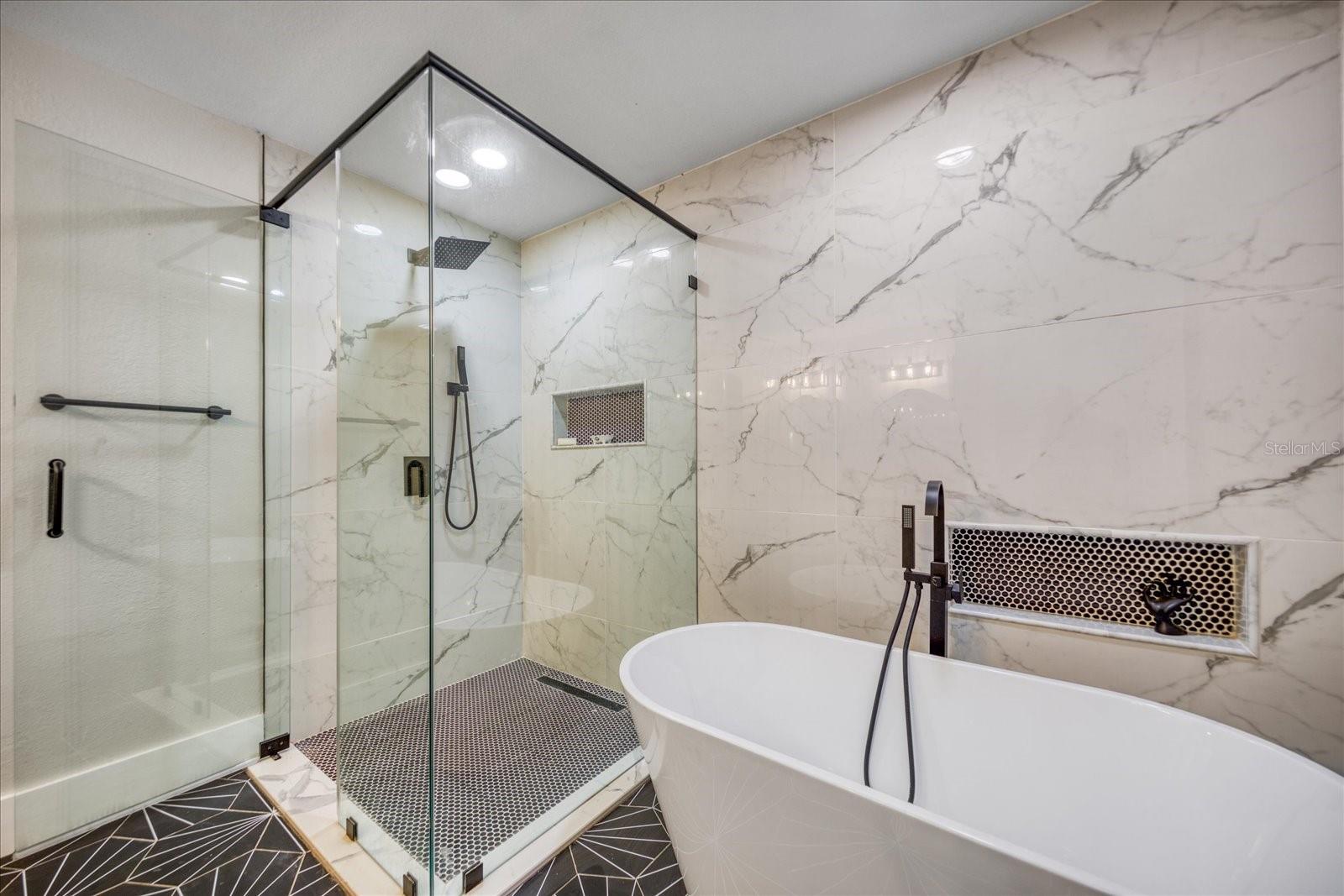 804 S WEST SHORE BLVD