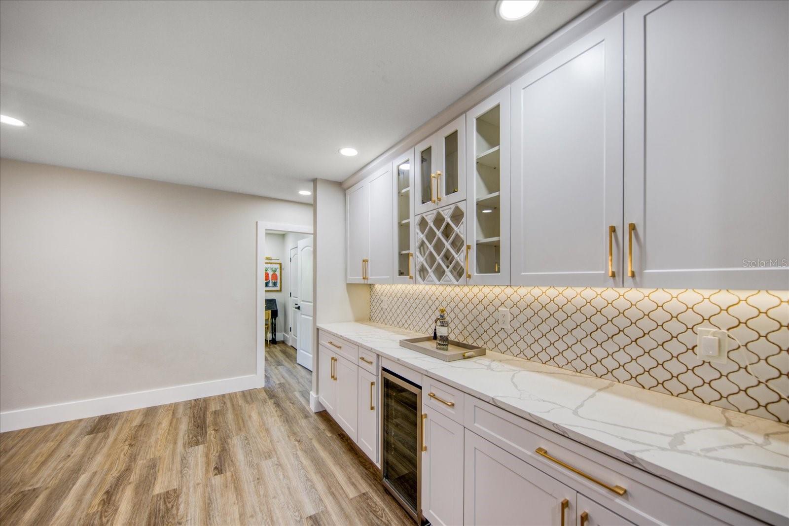 804 S WEST SHORE BLVD