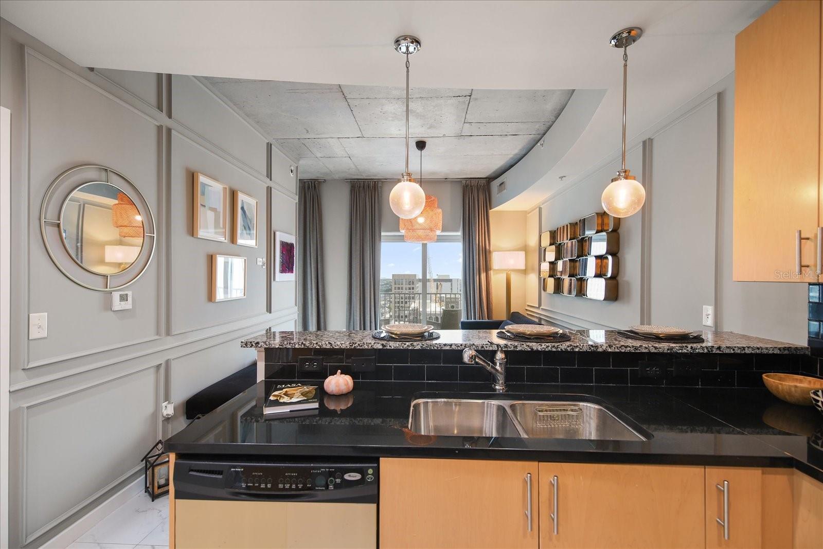 777 N ASHLEY DR #1516