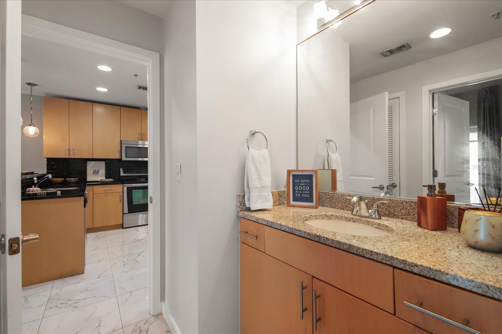 777 N ASHLEY DR #1516