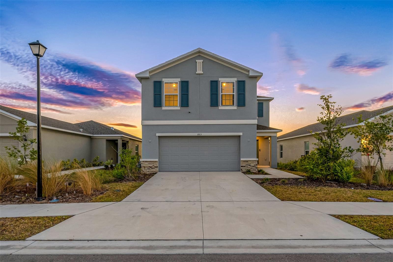 5913 LAURELCREST GLN