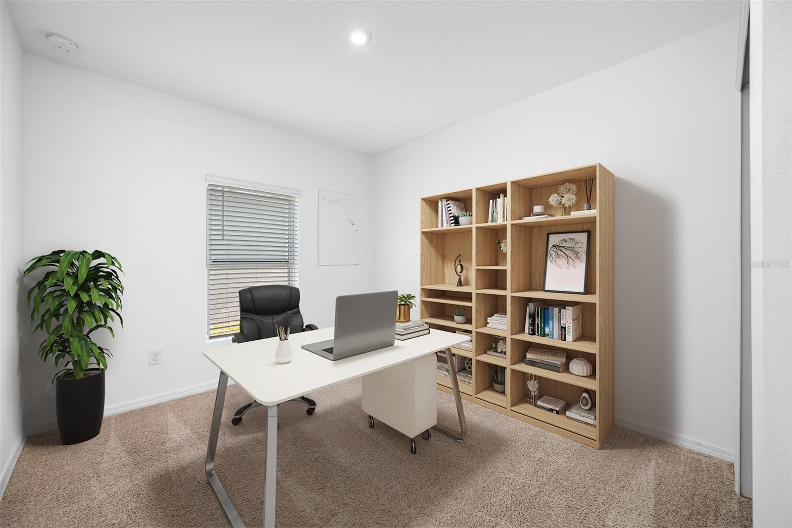 5913 LAURELCREST GLN