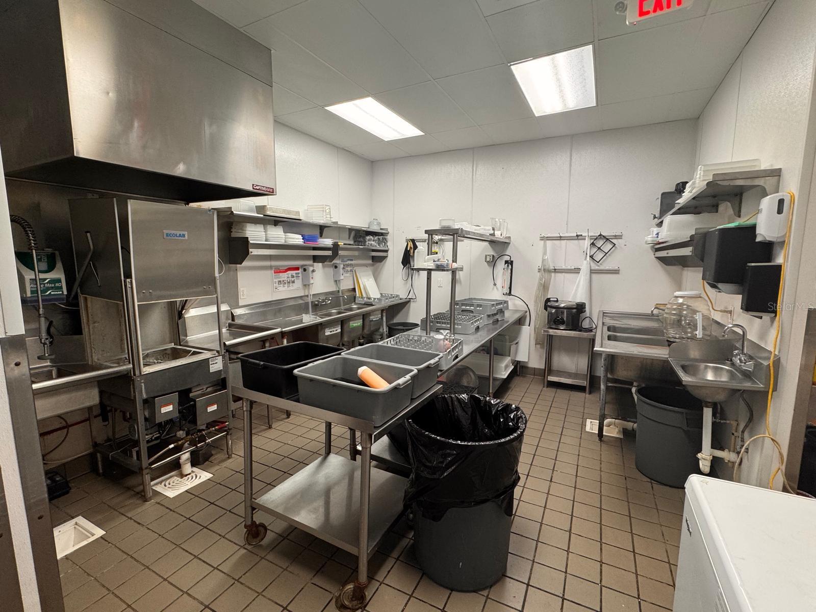 9664 W LINEBAUGH AVE