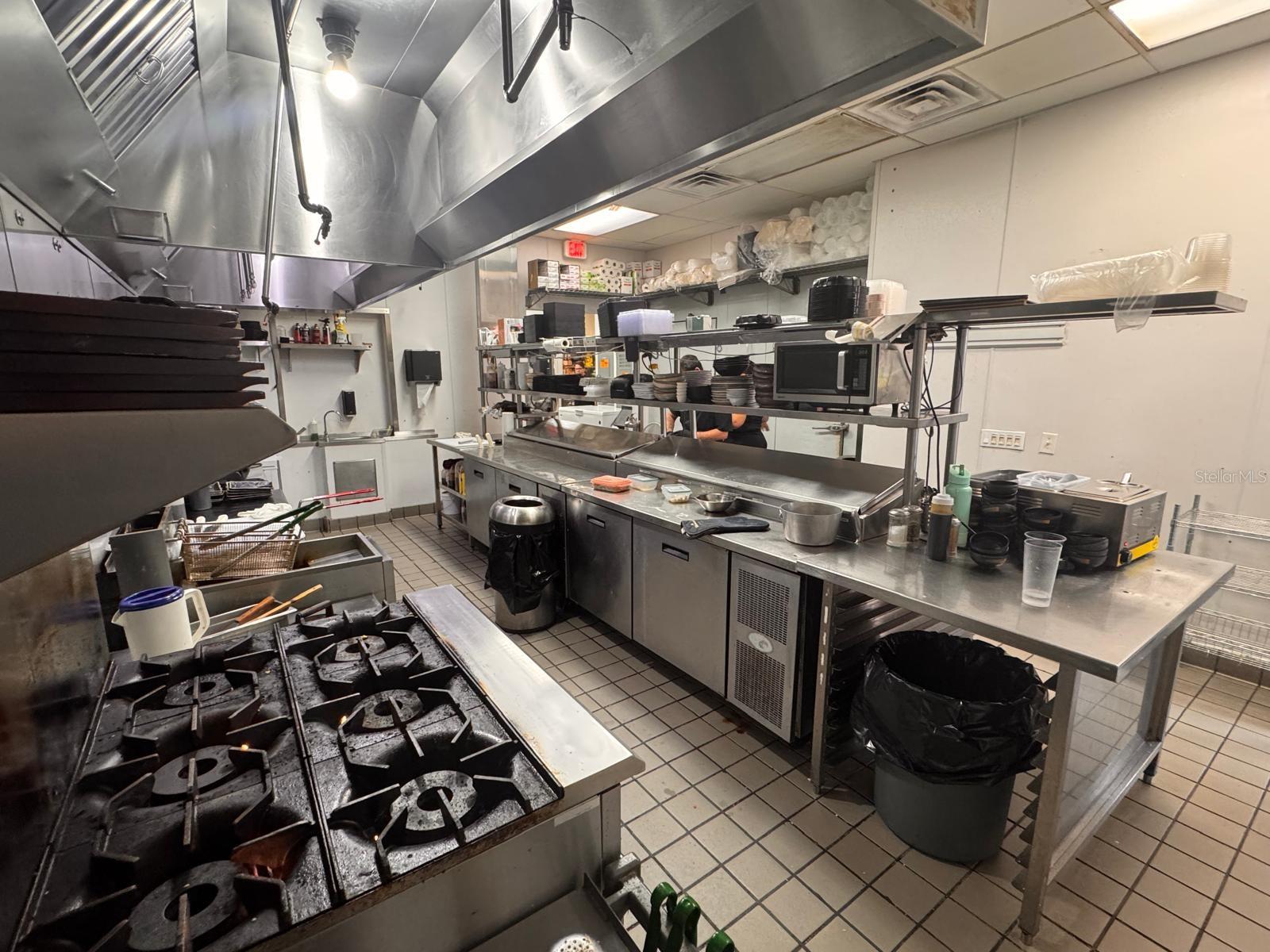 9664 W LINEBAUGH AVE