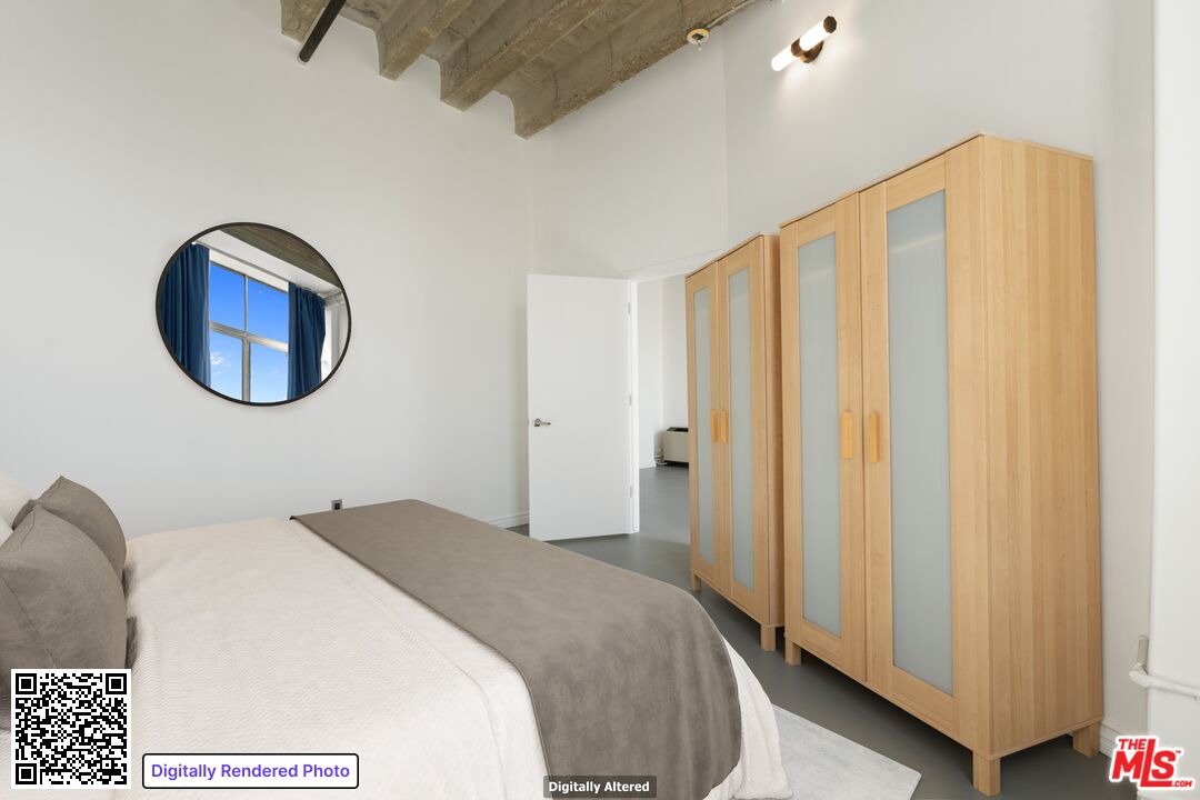 312 W 5th St Unit: 917