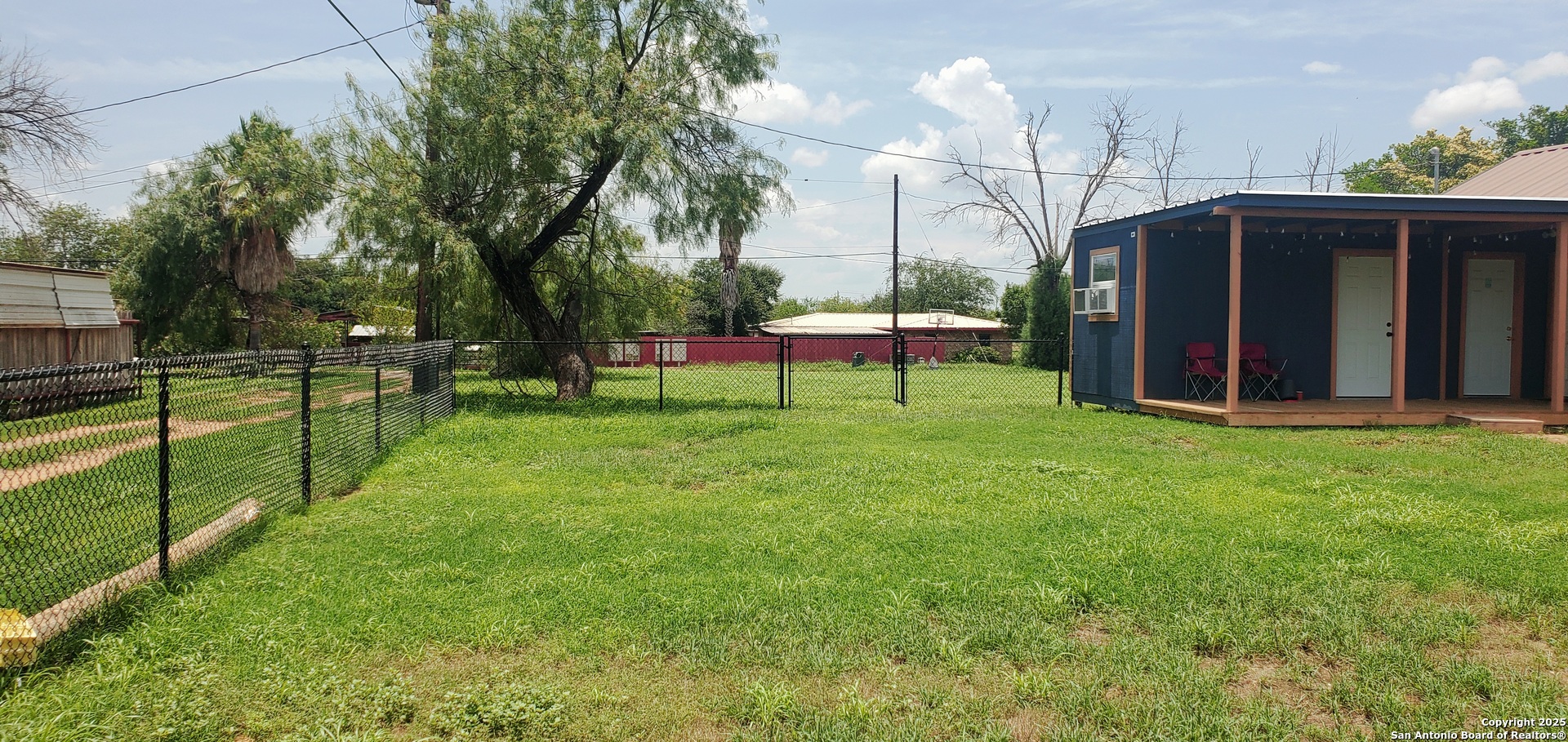 705 Carrizo