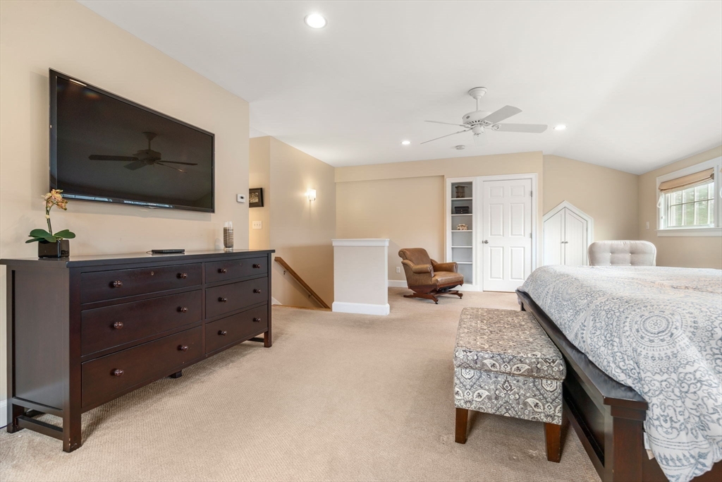 12 Brewster Rd