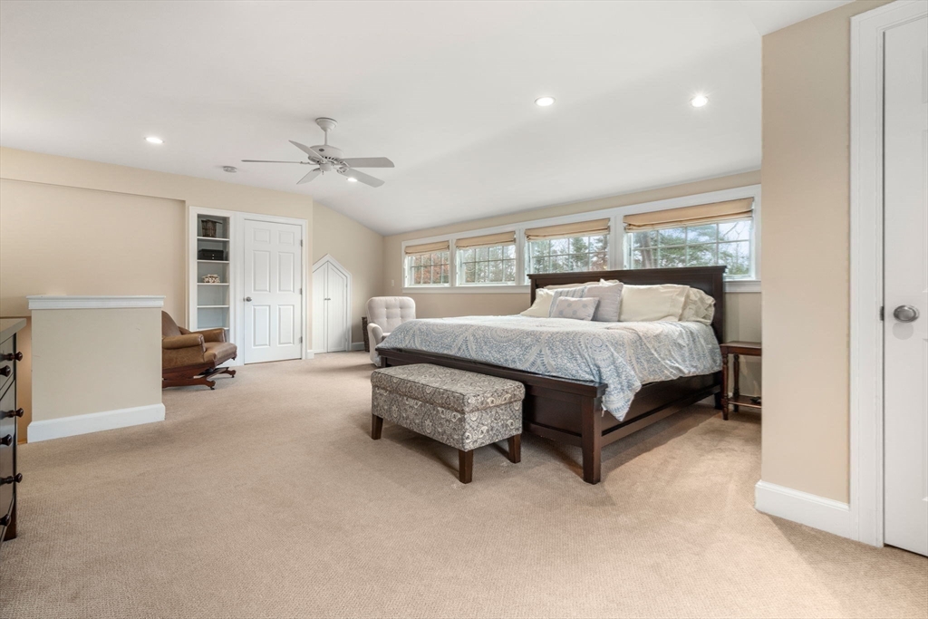12 Brewster Rd