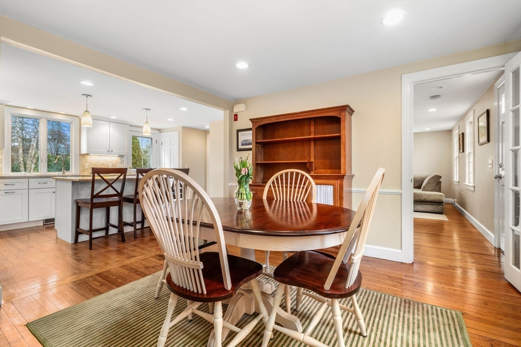 12 Brewster Rd