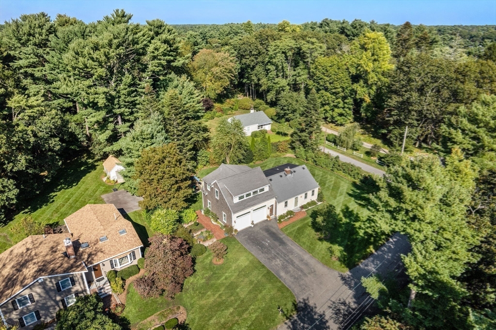 12 Brewster Rd