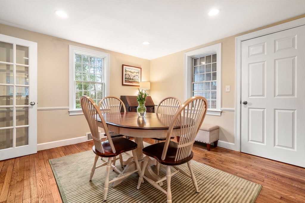 12 Brewster Rd