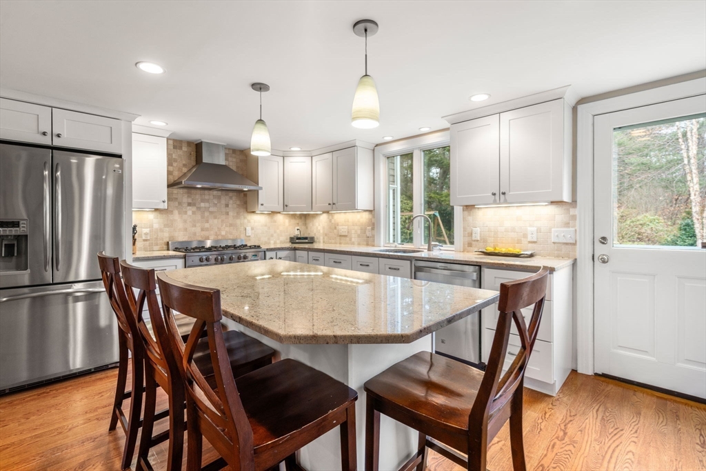 12 Brewster Rd