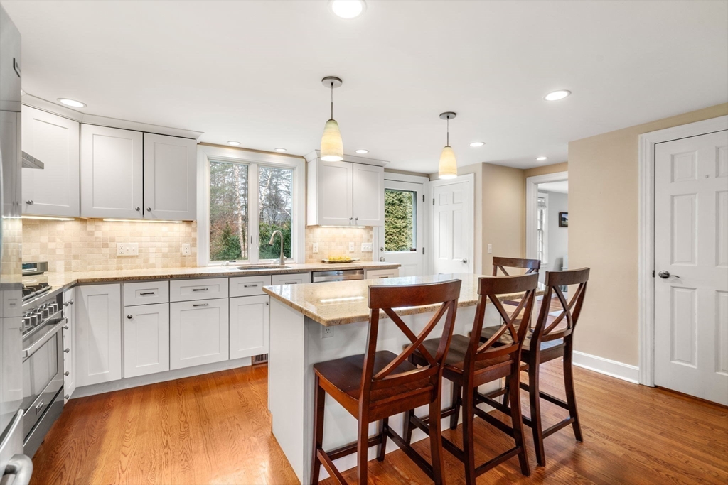 12 Brewster Rd