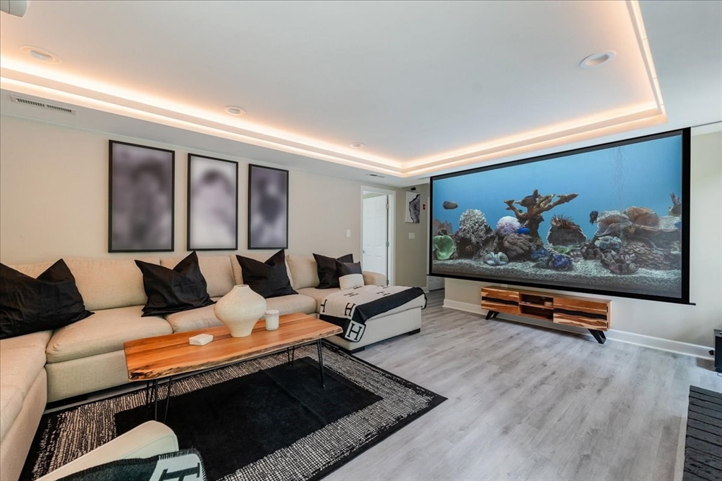 12 Trout Farm Lane