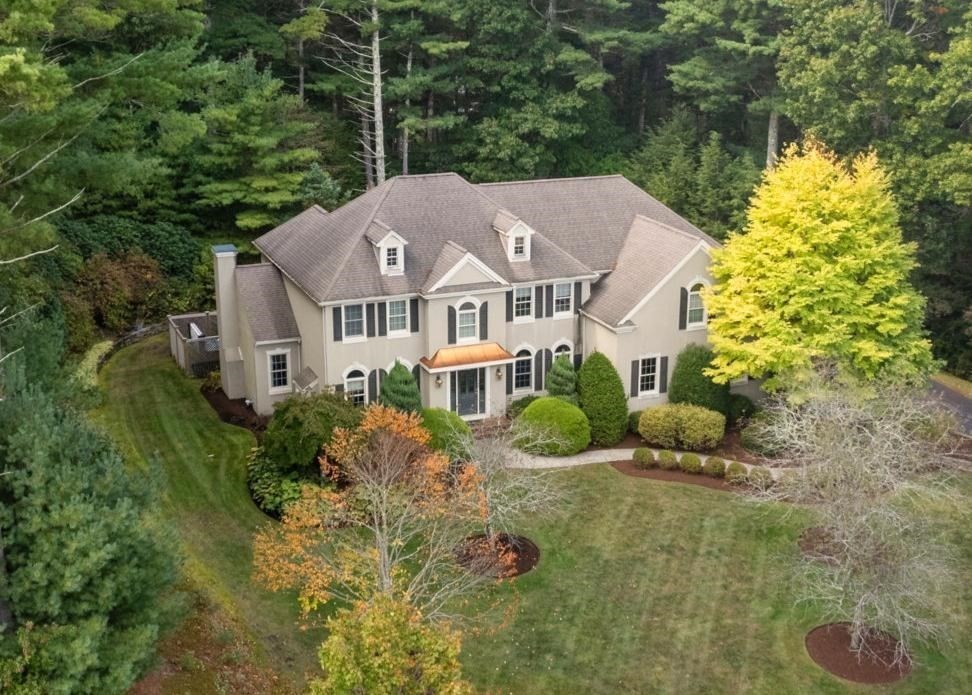 149 Country Club Way