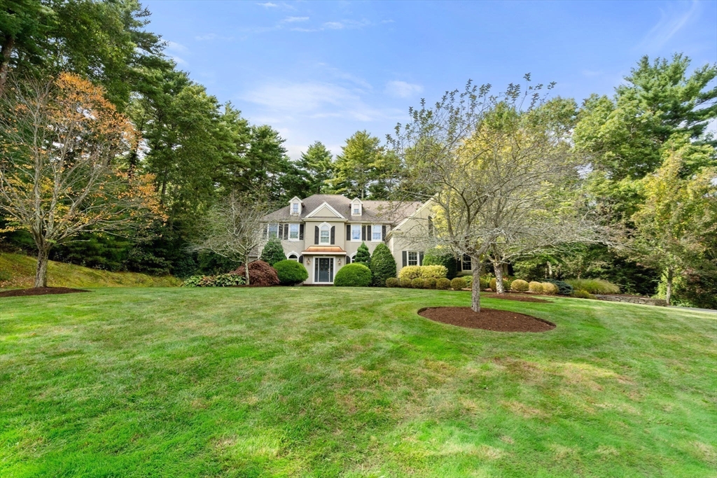 149 Country Club Way