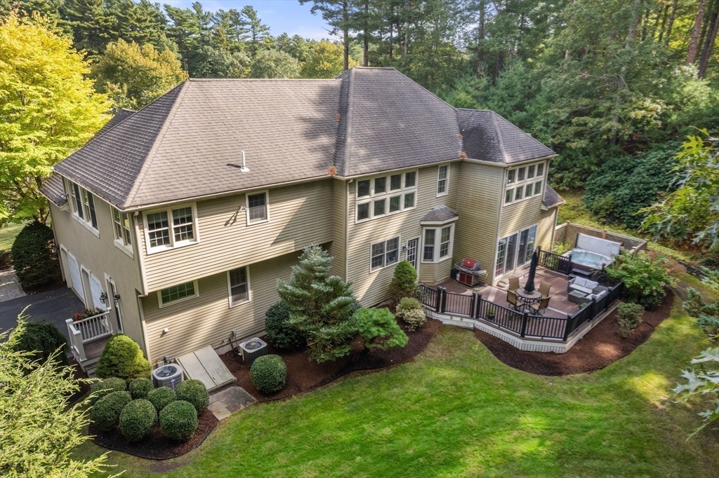 149 Country Club Way