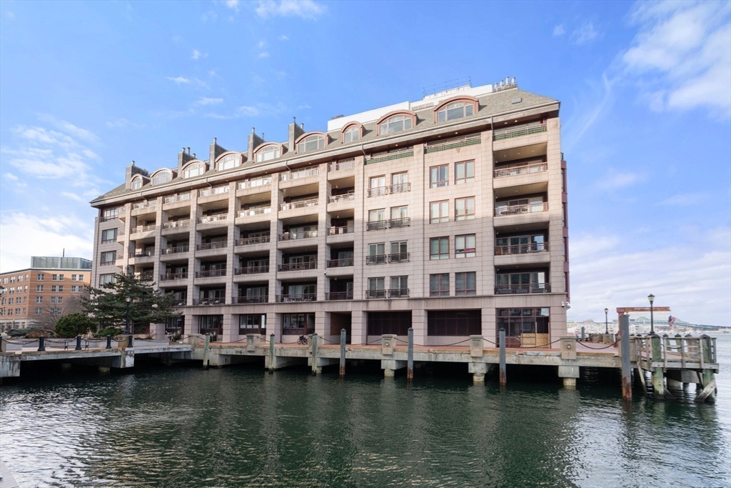50 Battery St Unit: PH9