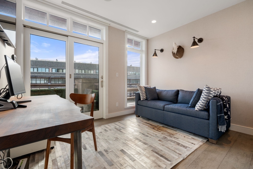 50 Battery St Unit: PH9