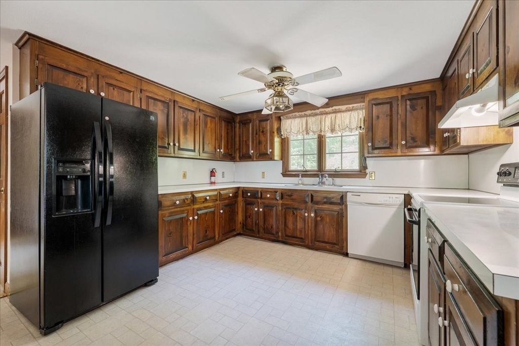 10 Ridge Rd