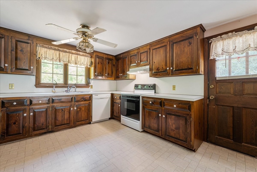 10 Ridge Rd