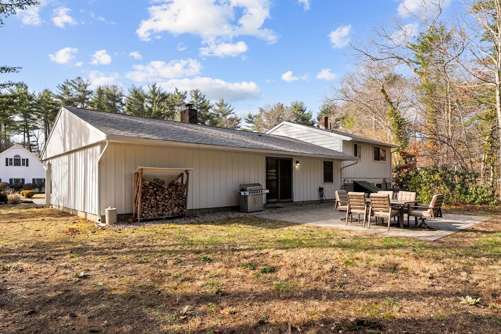 90 Helena Rd