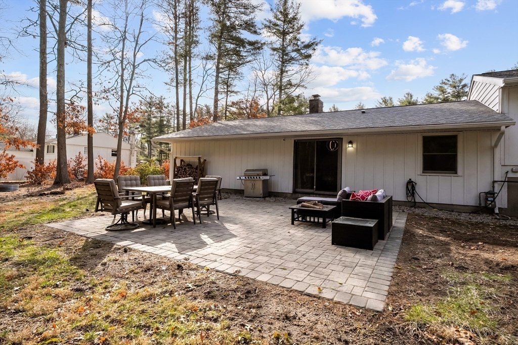 90 Helena Rd