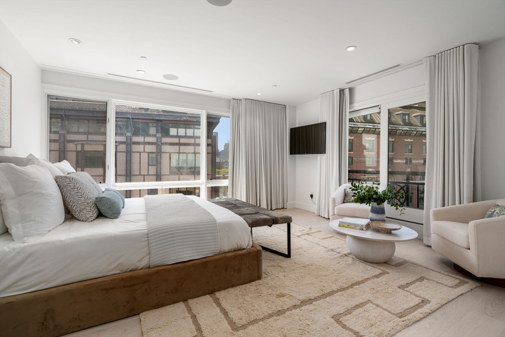 50 Battery St # 501 Unit: 401-501