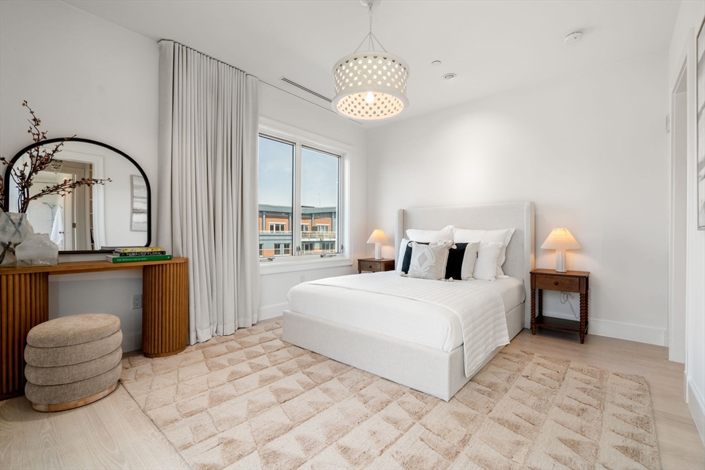 50 Battery St # 501 Unit: 401-501