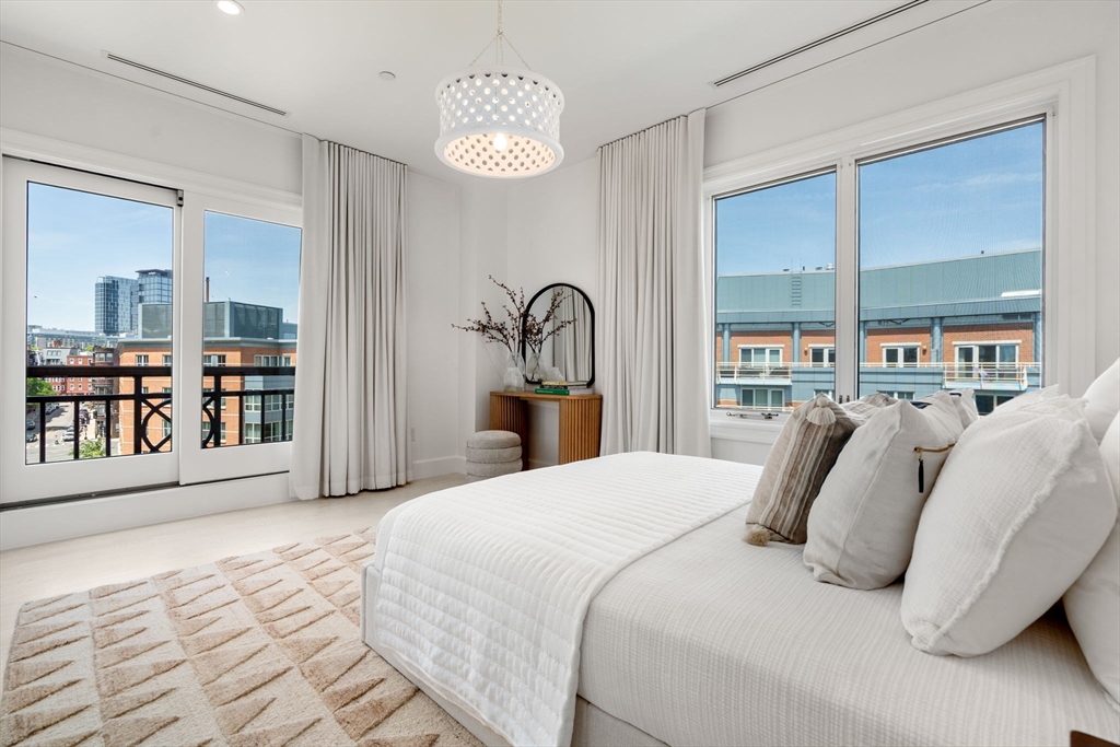 50 Battery St # 501 Unit: 401-501