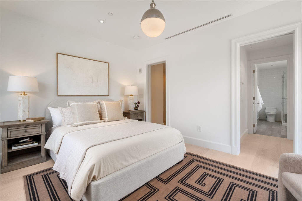 50 Battery St # 501 Unit: 401-501