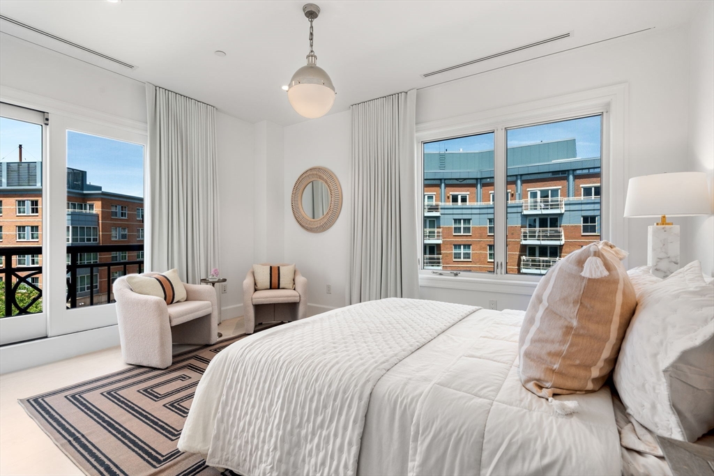 50 Battery St # 501 Unit: 401-501