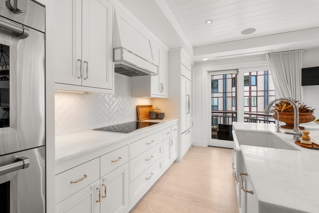 50 Battery St # 501 Unit: 401-501