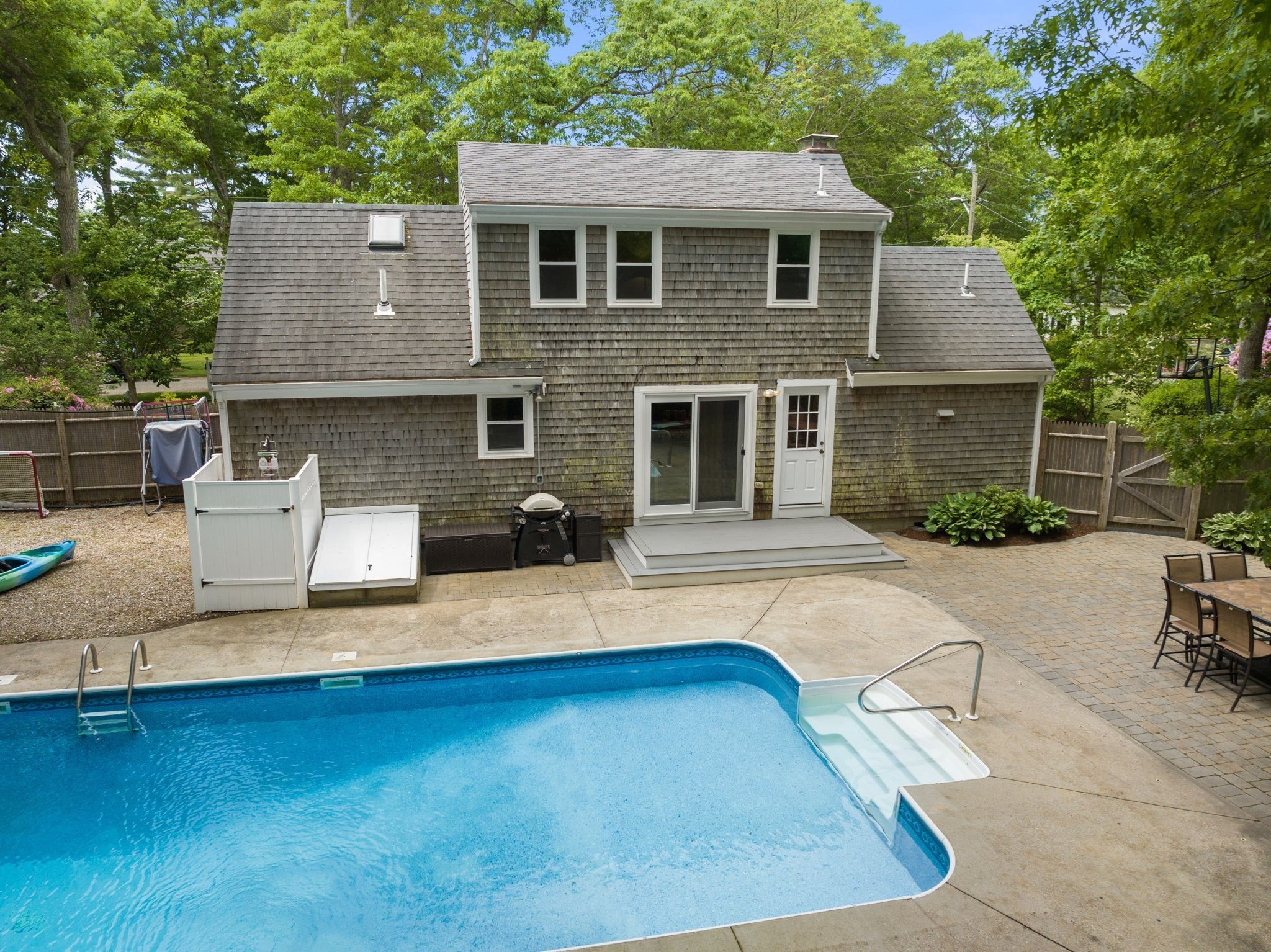 24 E Harbor Dr