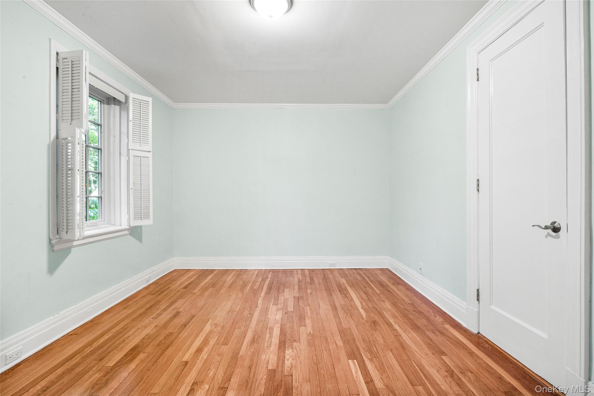 1 Rivermere Unit: 1G