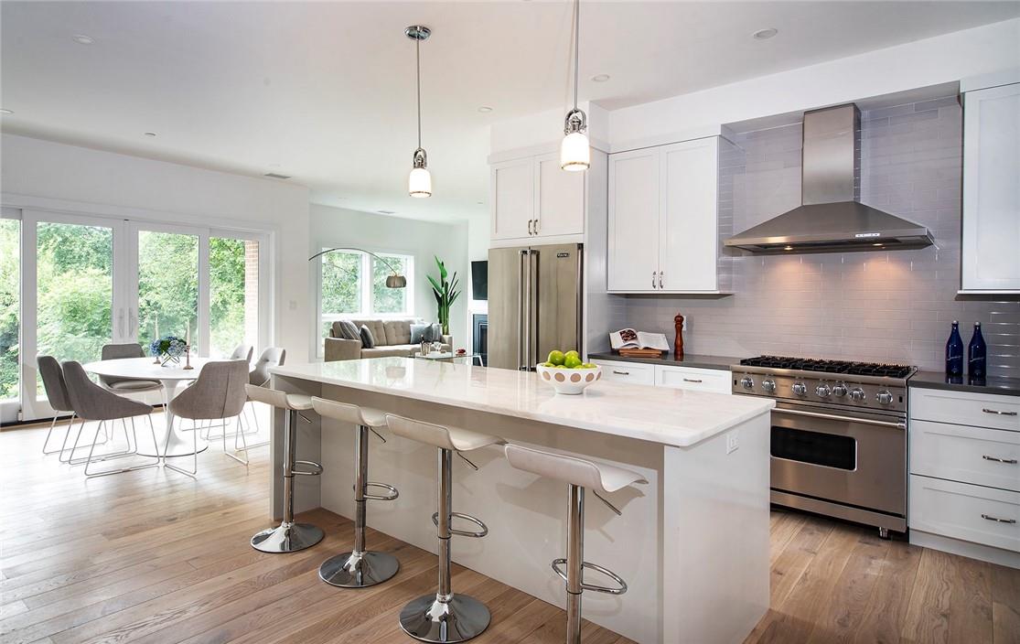 8 Boulevard W Unit: 304