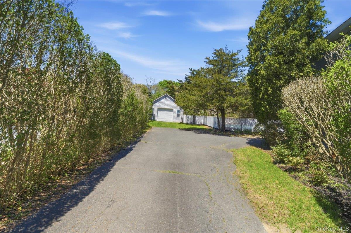 71 Montauk Highway