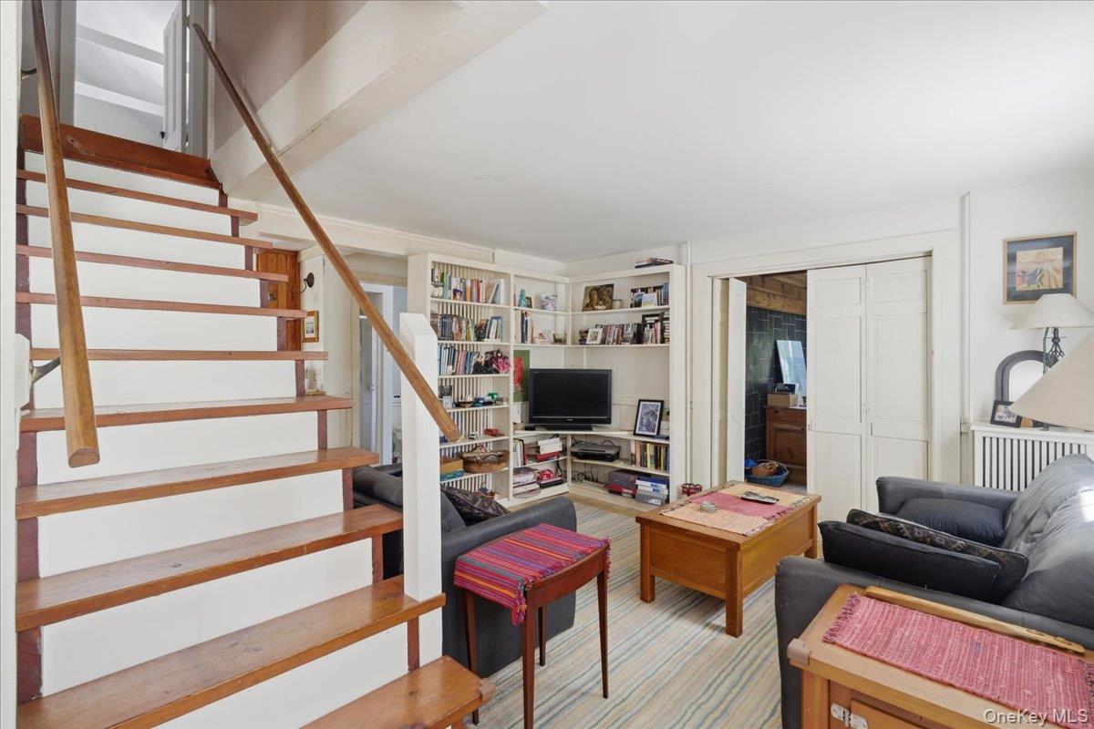 71 Montauk Highway