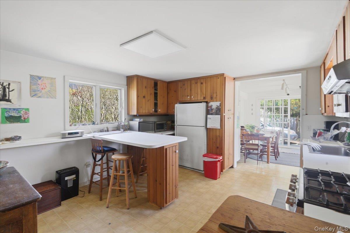 71 Montauk Highway