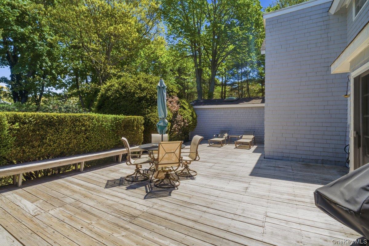 71 Montauk Highway