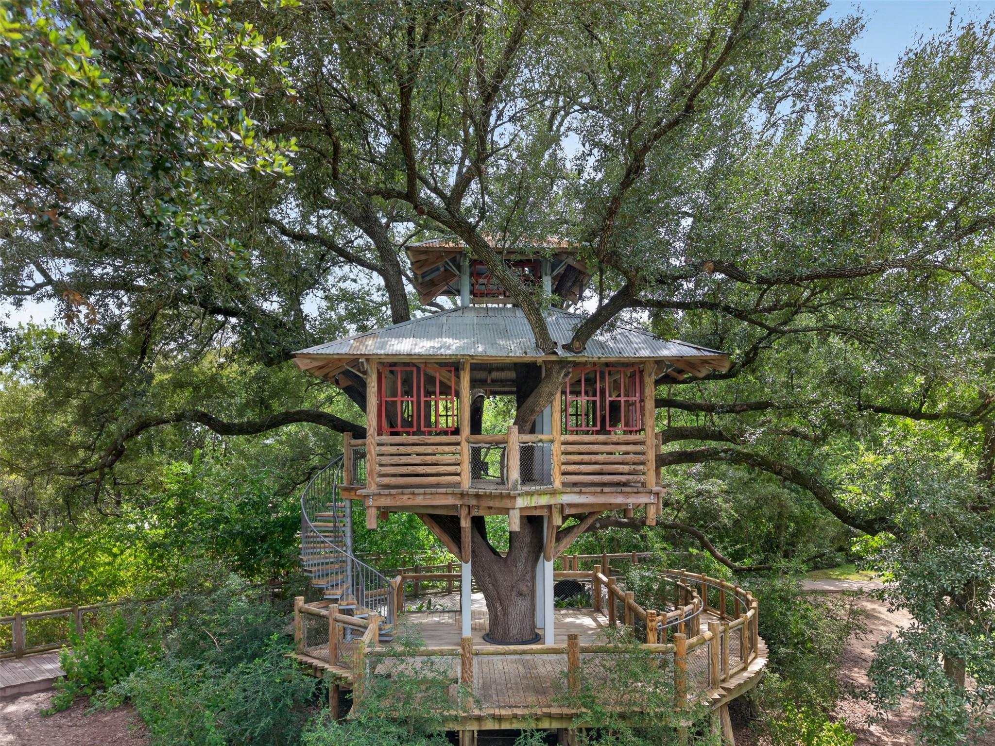11351 Cosmopolitan Drive