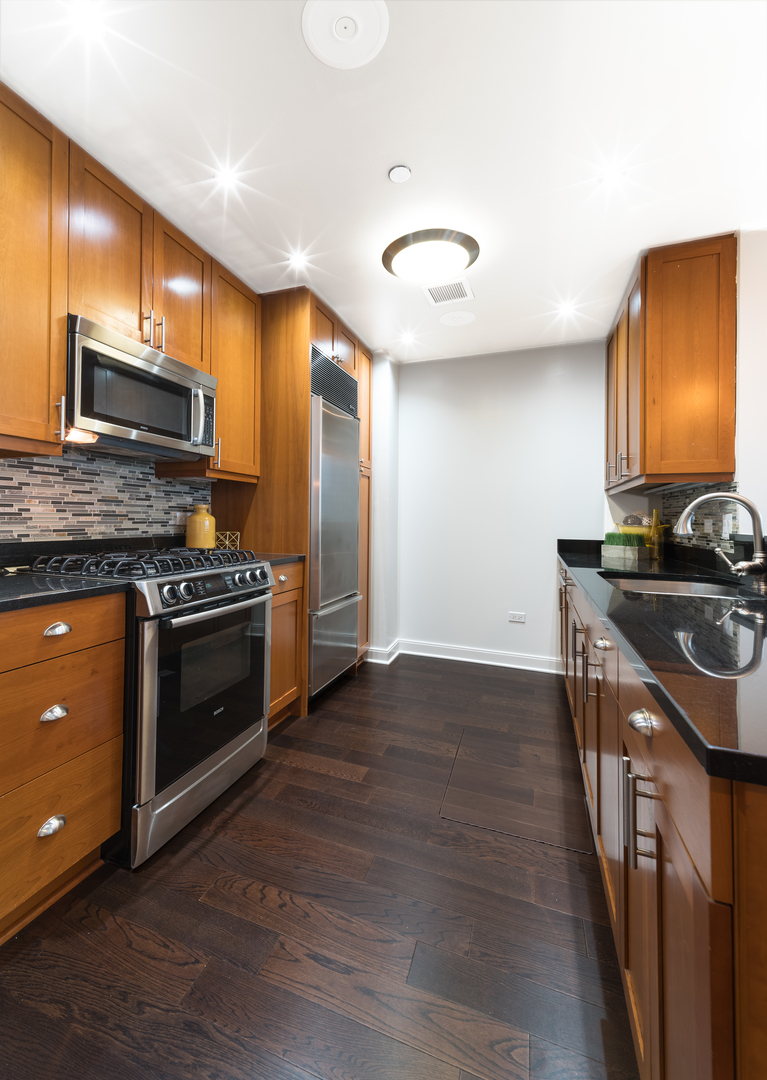 60 E Monroe Street Unit: 2905