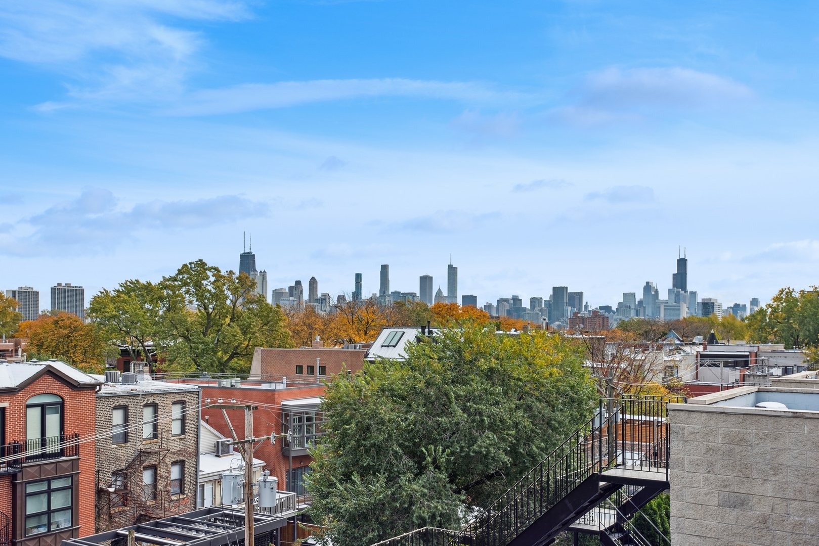 2049 N Bissell Street Unit: 3