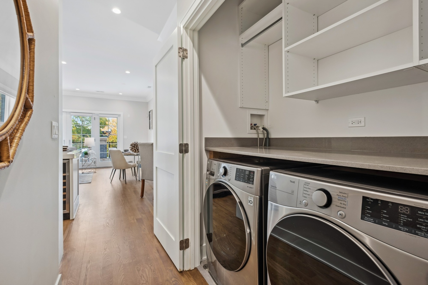 2049 N Bissell Street Unit: 3