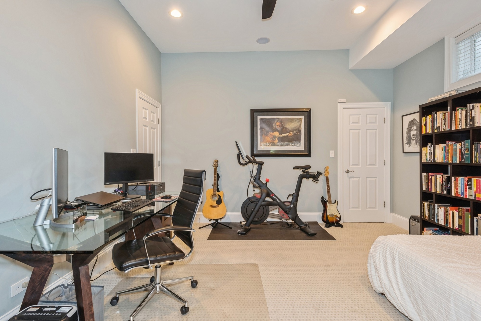 1951 W Melrose Street Unit: 1