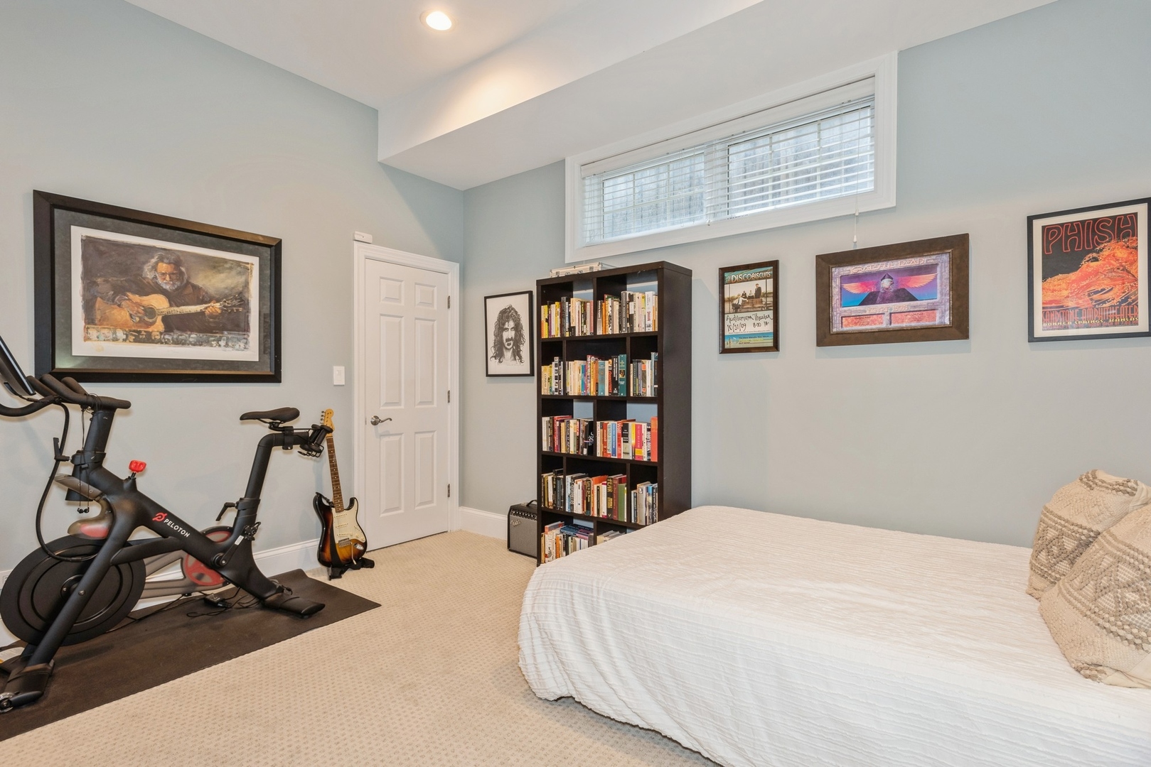 1951 W Melrose Street Unit: 1