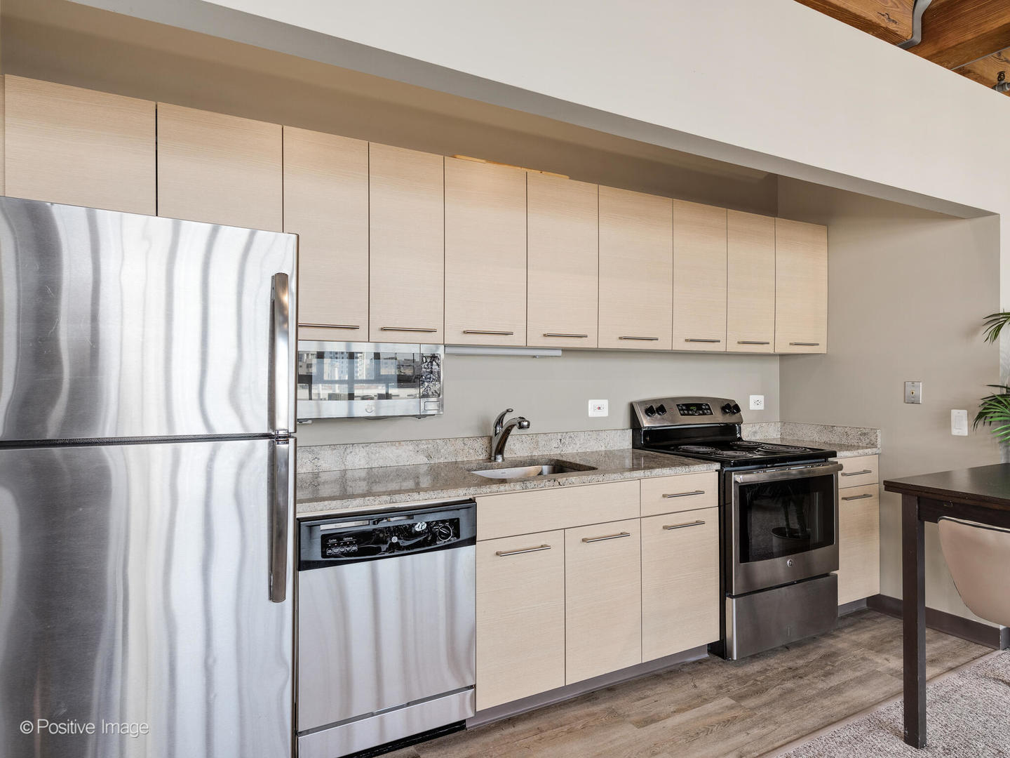925 W Huron Street Unit: 509